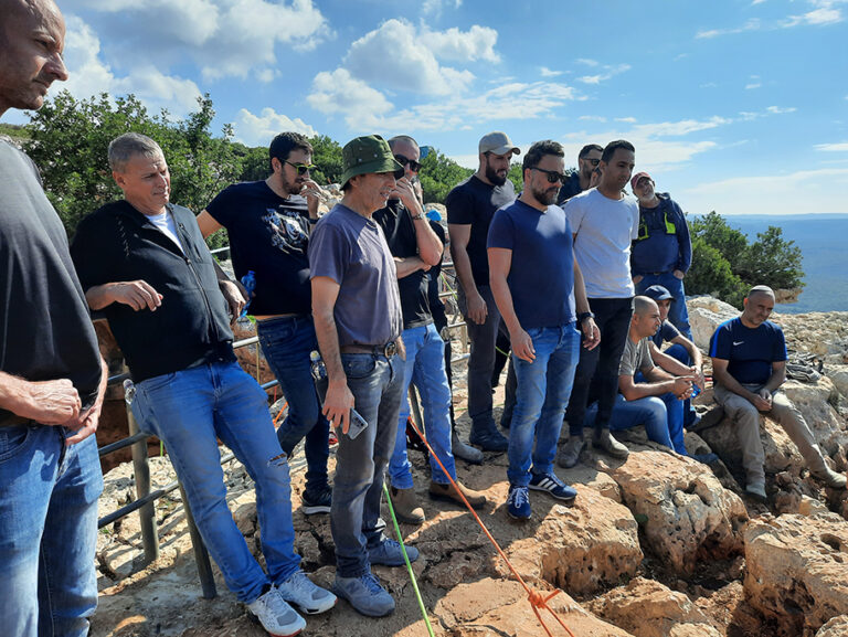 פעילות מגבשת לצוות פעילות אקסטרים 1 ימי גיבוש לעובדים 6